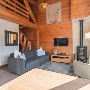 2 Bed Chalet, Sleeps 5 With Shared Pool - Morzine Morzine